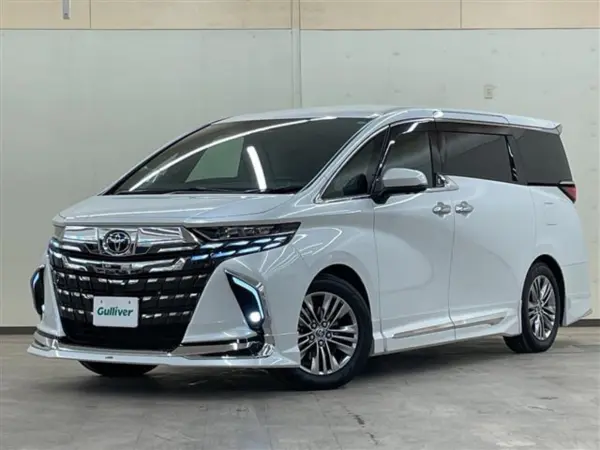 2024 Toyota Alphard — photo 2
