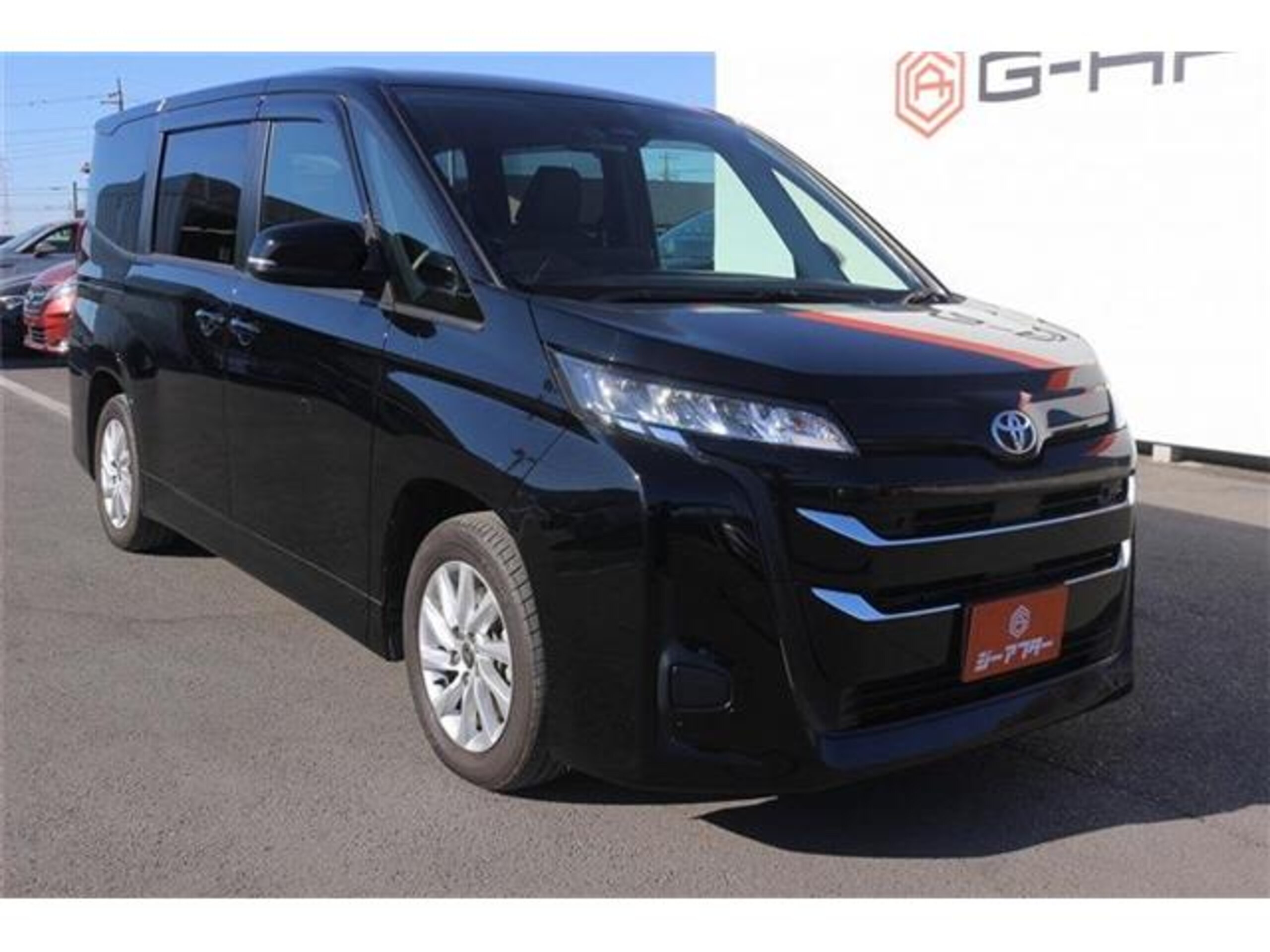 Toyota Noah 2.0 G — photo 9