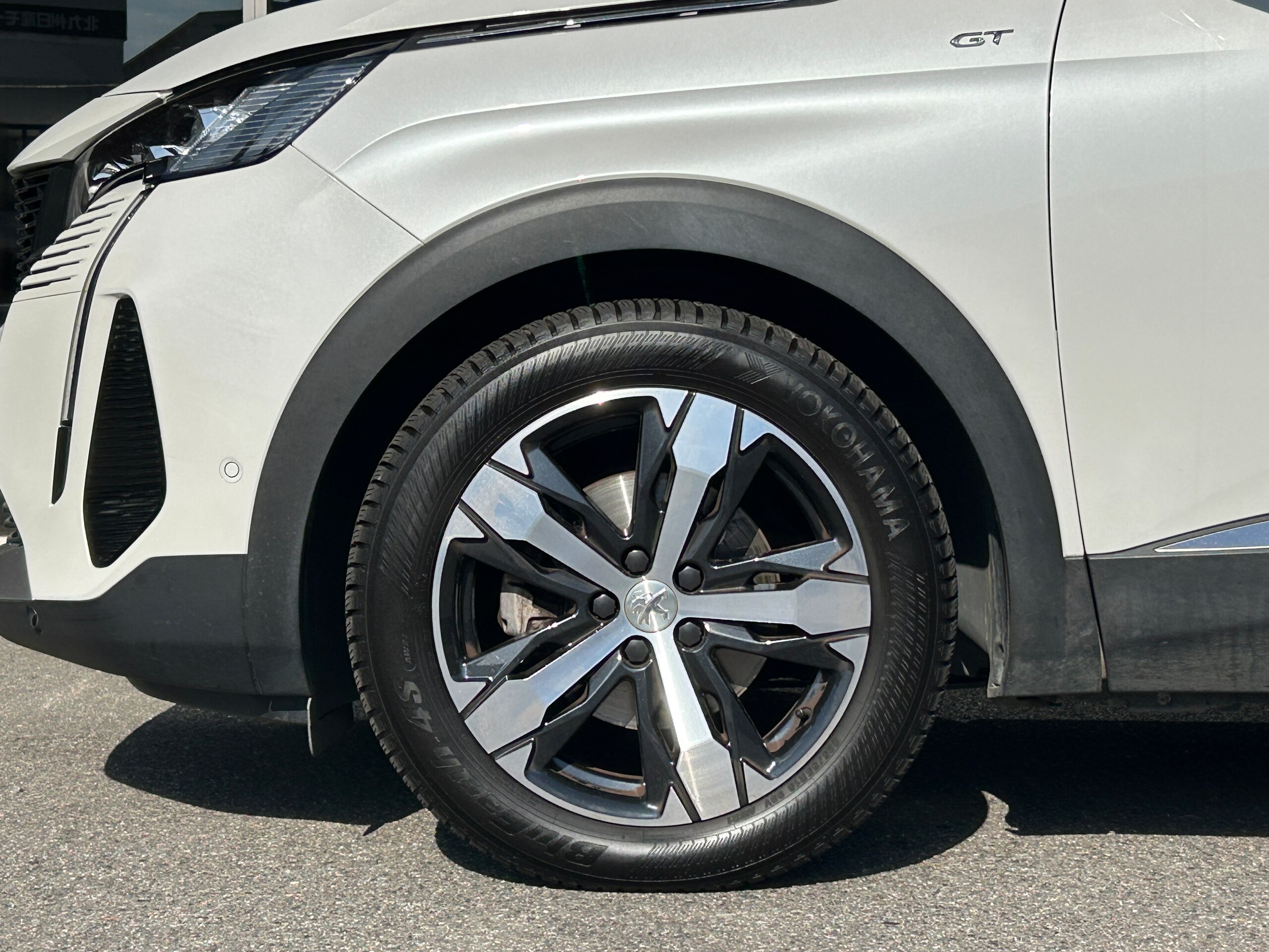 Peugeot 3008 GT BlueHDi Diesel Turbo — photo 8