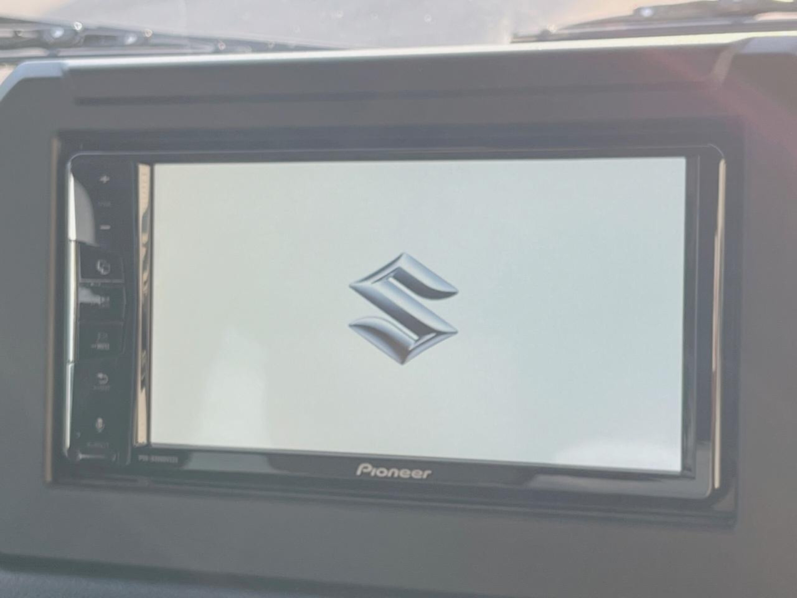 Suzuki Jimny Sierra 1.5 JC 4WD — photo 7