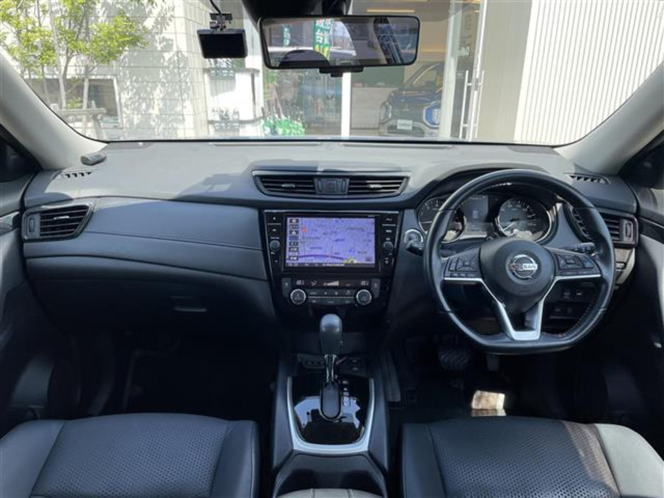 2019 Nissan Xtrail — photo 2
