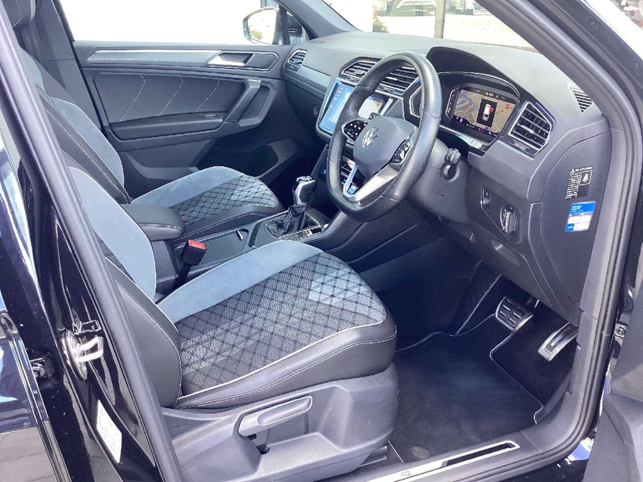 Volkswagen Tiguan TSI R-Line — photo 8