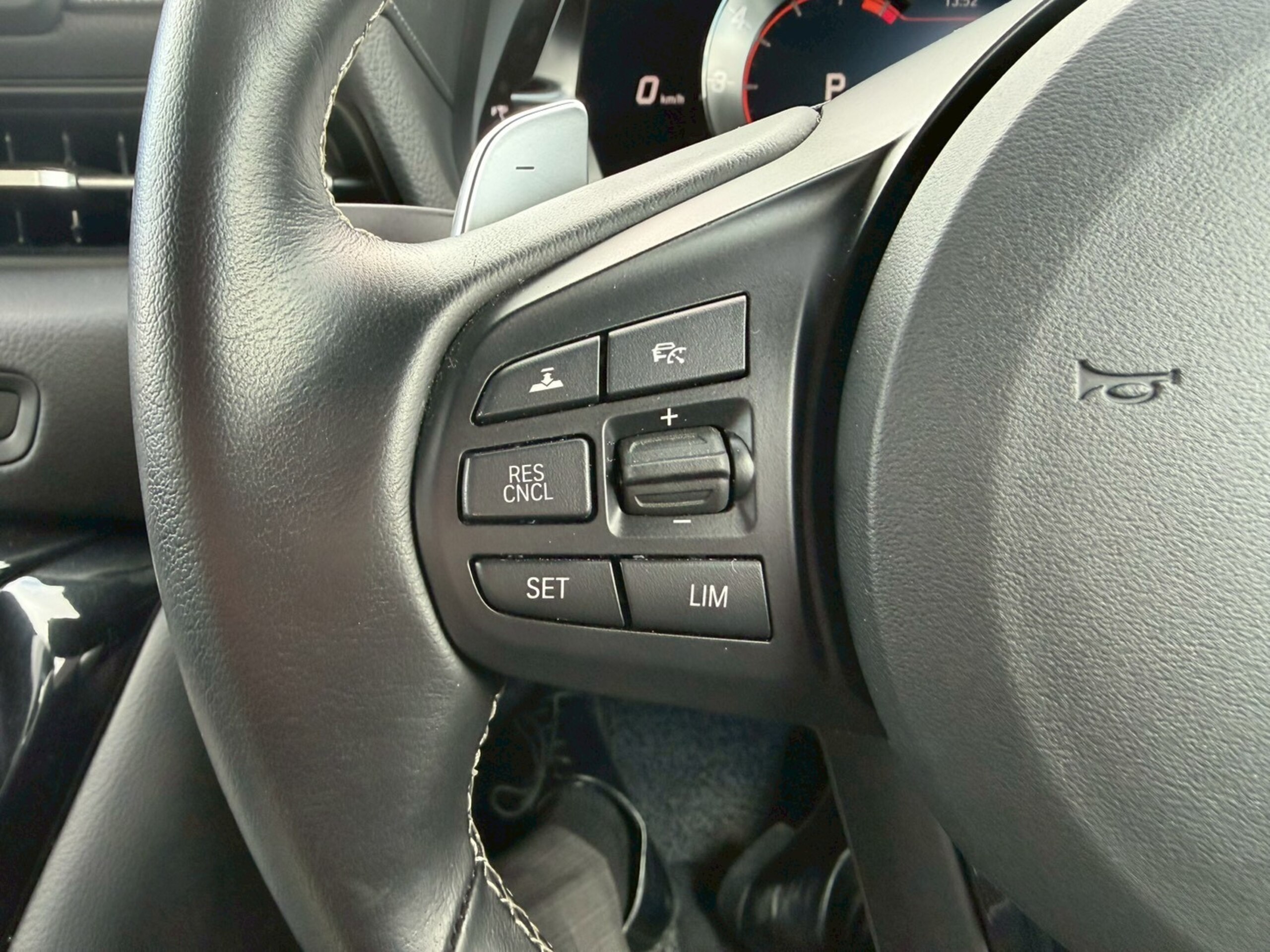 Toyota Supra 3.0 RZ — photo 9