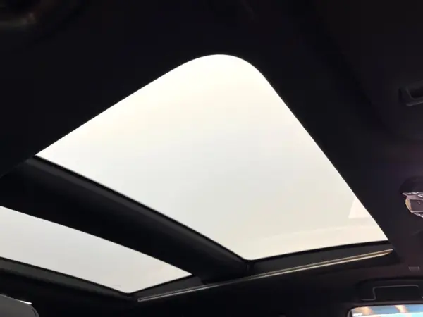 2023 Toyota Harrier — photo 3