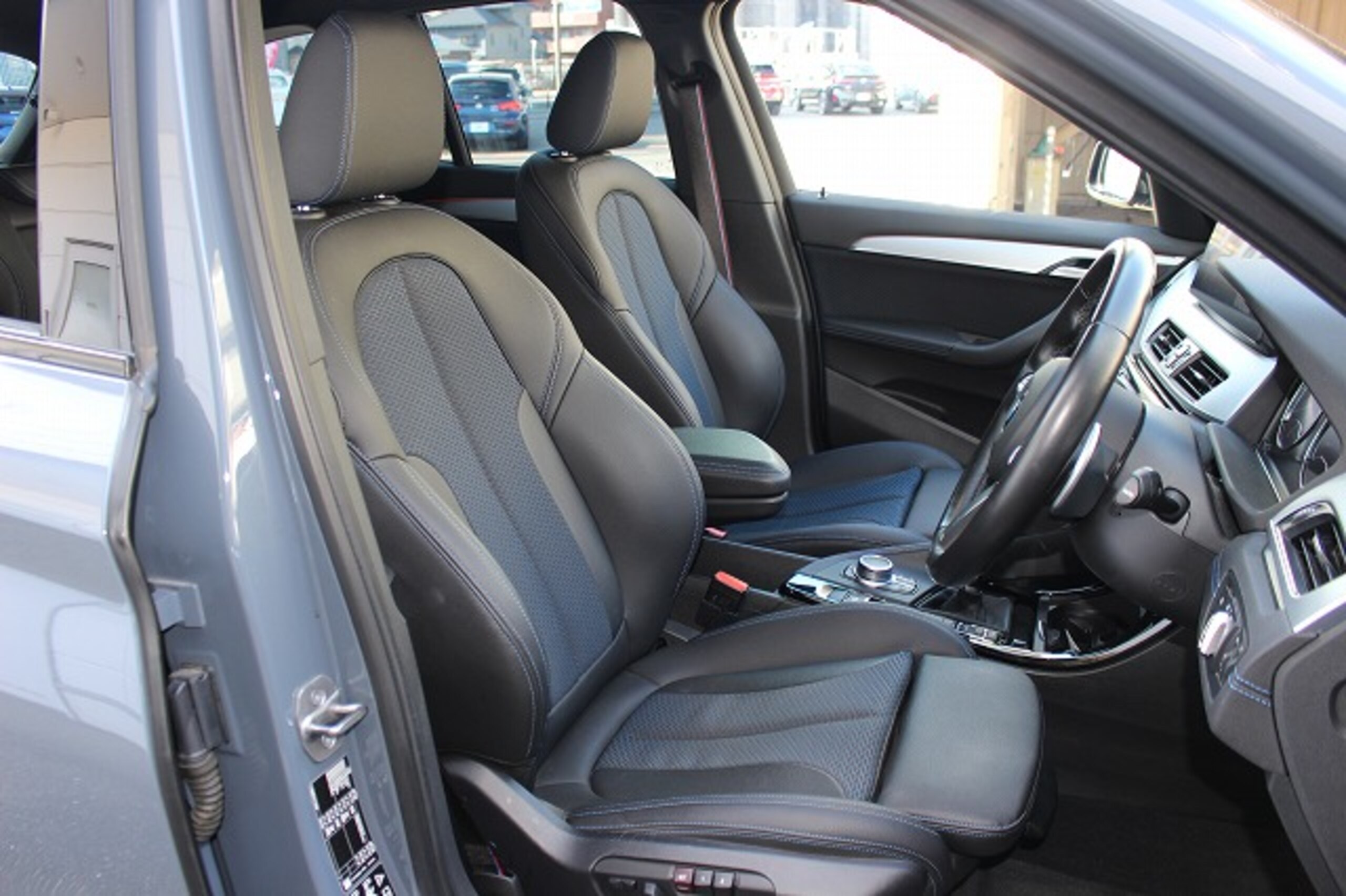 BMW X1 xDrive 18d M Sport 4WD — photo 8