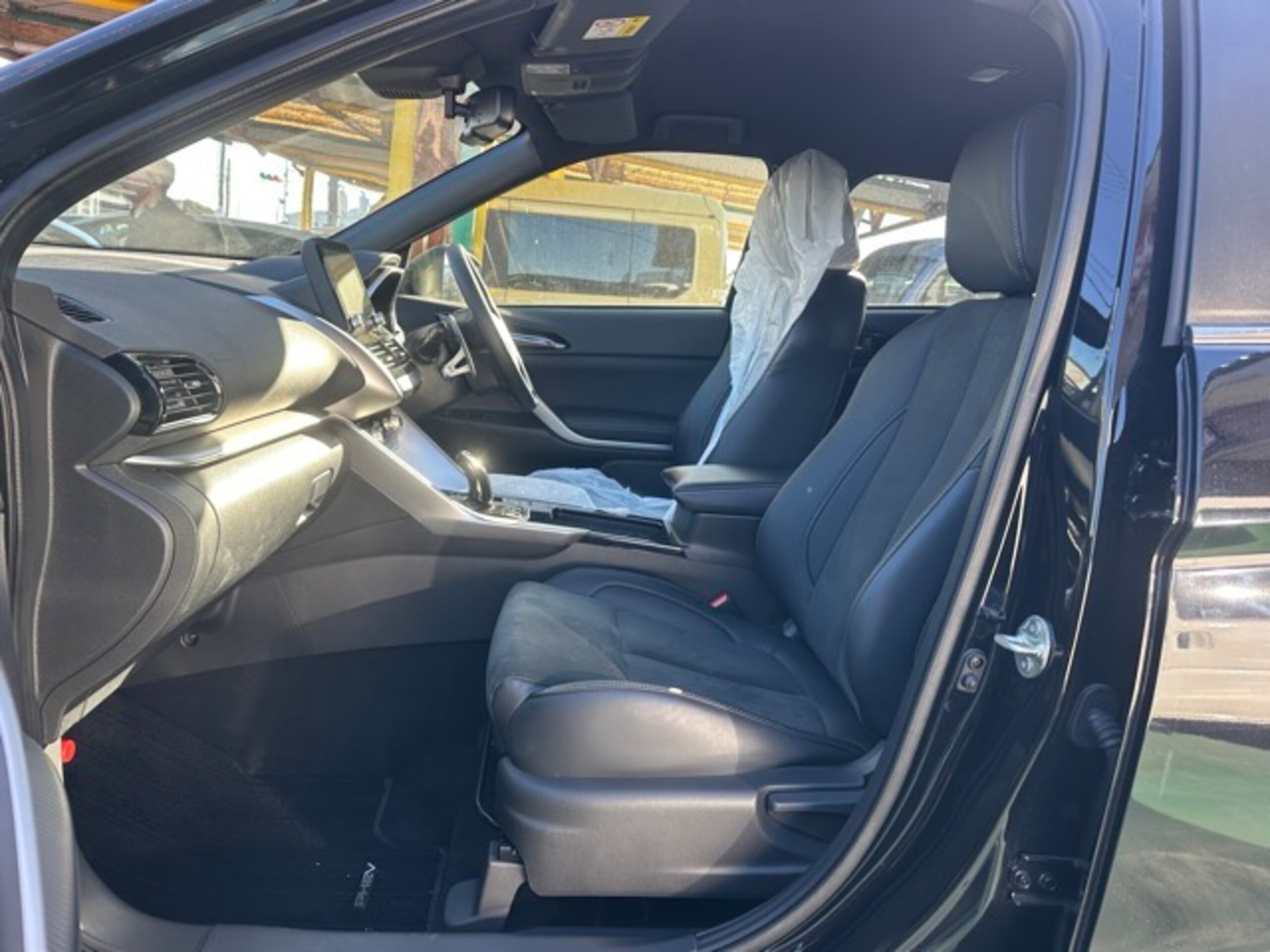 Mitsubishi Eclipse Cross PHEV 2.4 P 4WD — photo 7