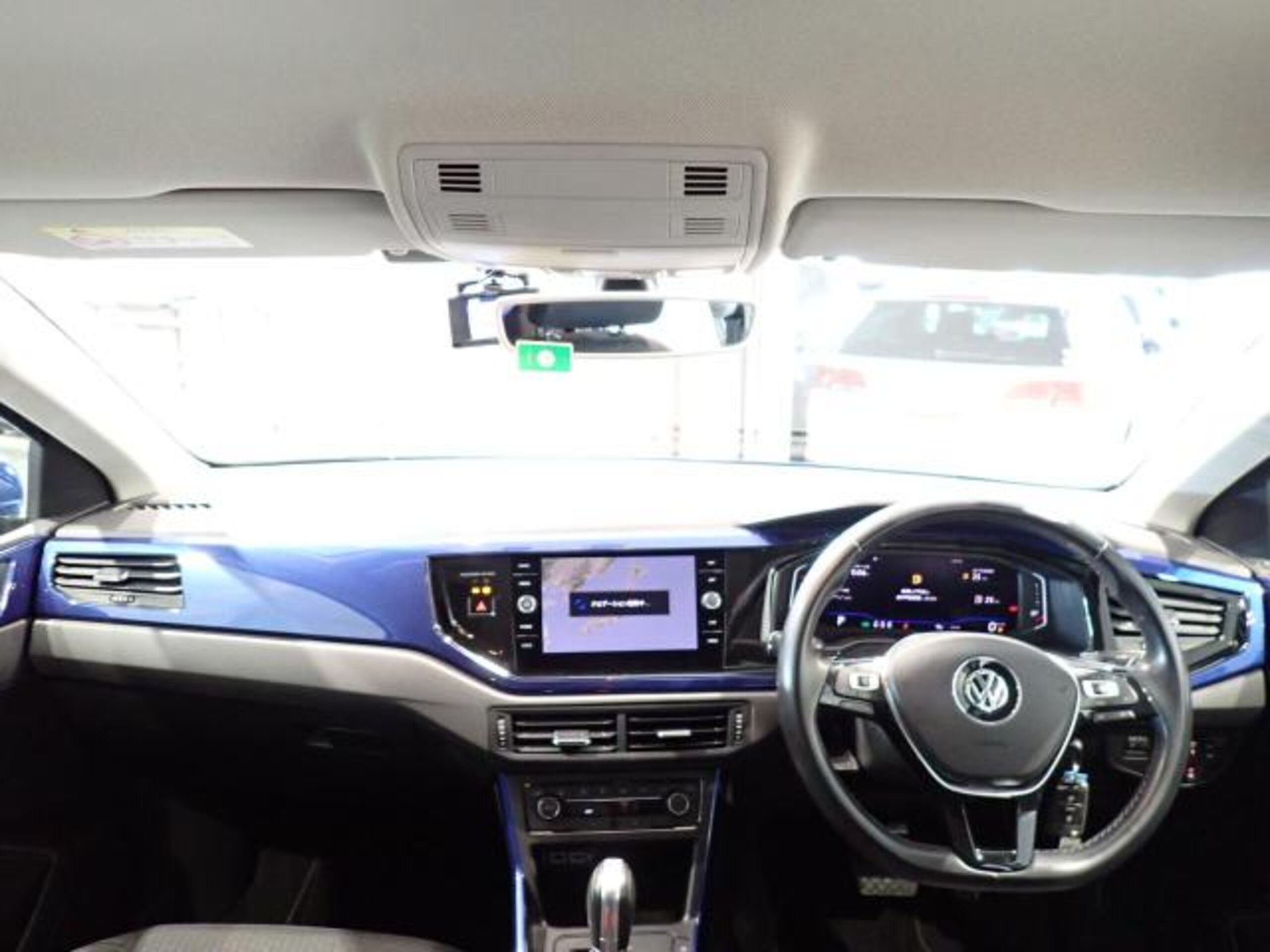 Volkswagen Polo TSI Comfortline Certified Used Car with Manufacturer Warranty — photo 8