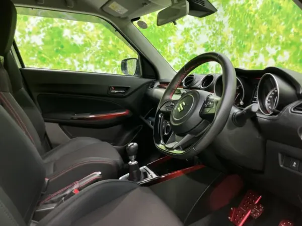 Suzuki Swift Sport 1.4 — photo 8