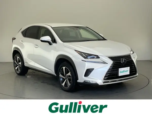 Lexus NX300h Version L 4WD — thumbnail 1