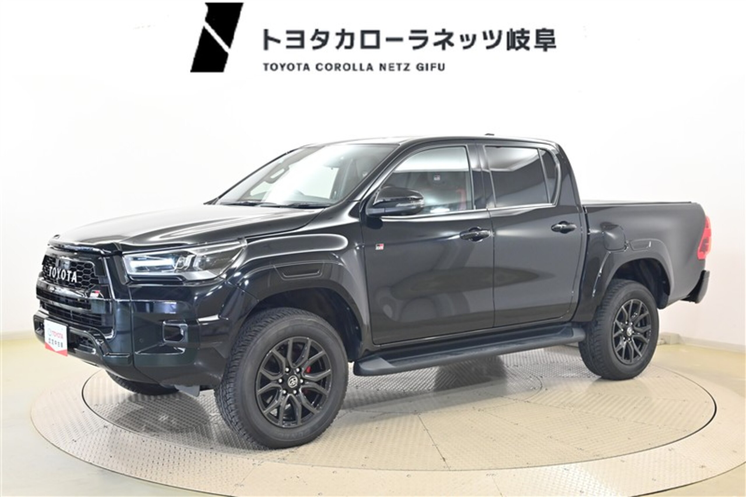 Toyota Hilux 2.4 Z GR Sport Diesel Turbo 4WD Smart Key