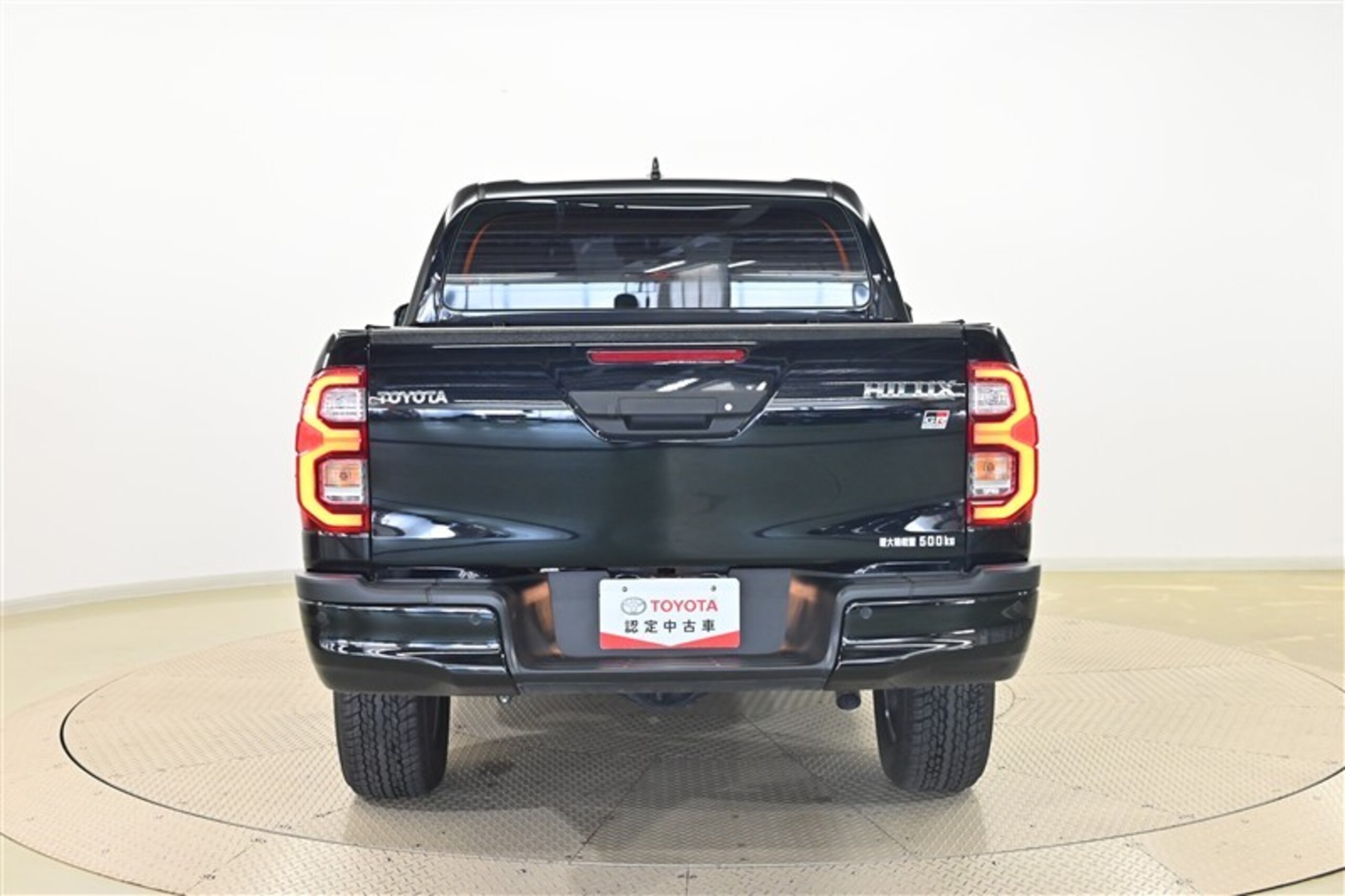 2023 Toyota Hilux — photo 3