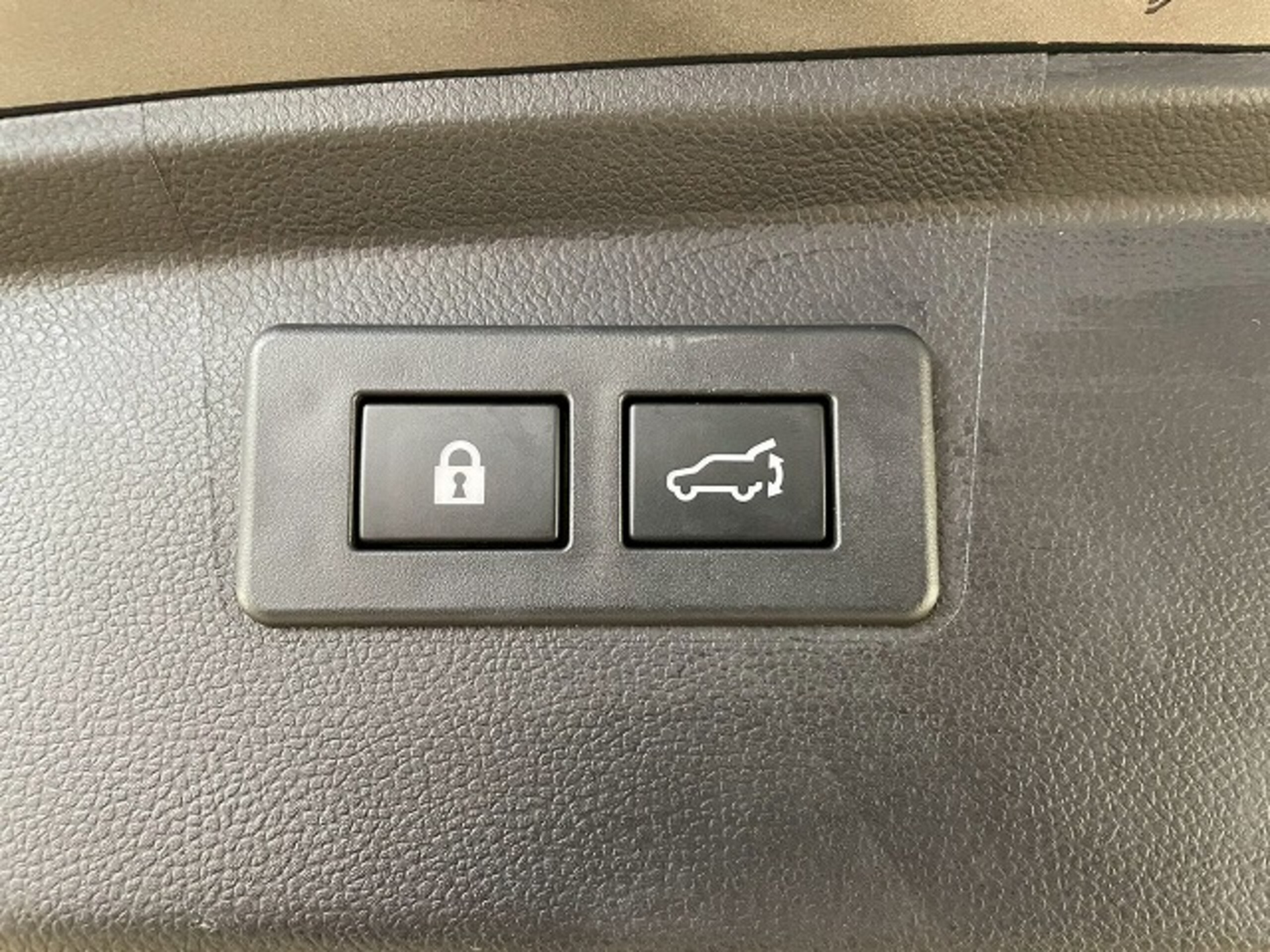 Subaru Legacy Outback 1.8 Limited EX 4WD — photo 7