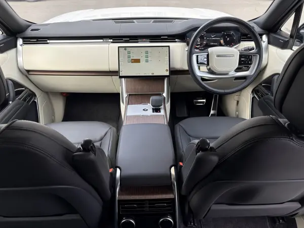 Land Rover Range Rover SE 3.0L D300 Standard Wheelbase Diesel Turbo 4WD — photo 7