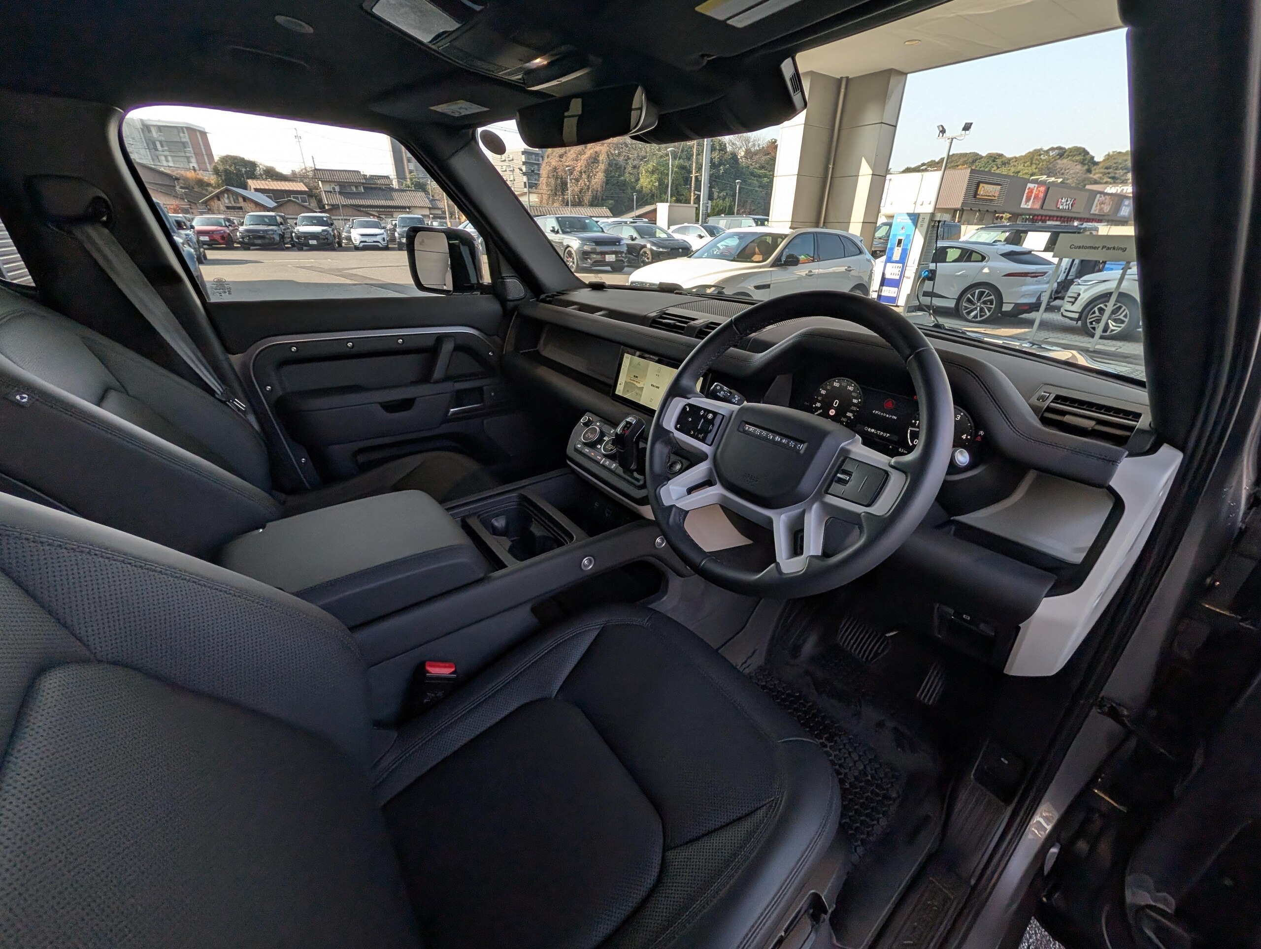 2024 Landrover Defender — photo 2