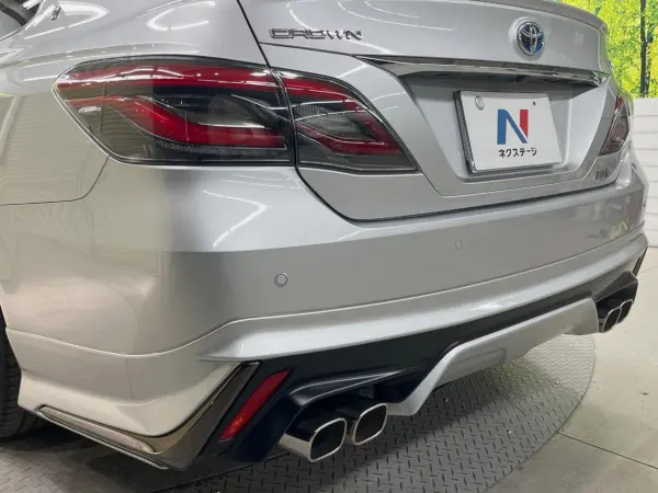 Toyota Crown Hybrid 2.5 RS Advance Late Model Modellista Aero Genuine Aero Black Leather Safety Sense Dual Zone Auto A/C Factory 12.3-inch SD Navi Backup Camera Genuine 18-inch Alloy Seat Ventilation BSM Non-Smoking Car (Silver Metallic) — photo 7