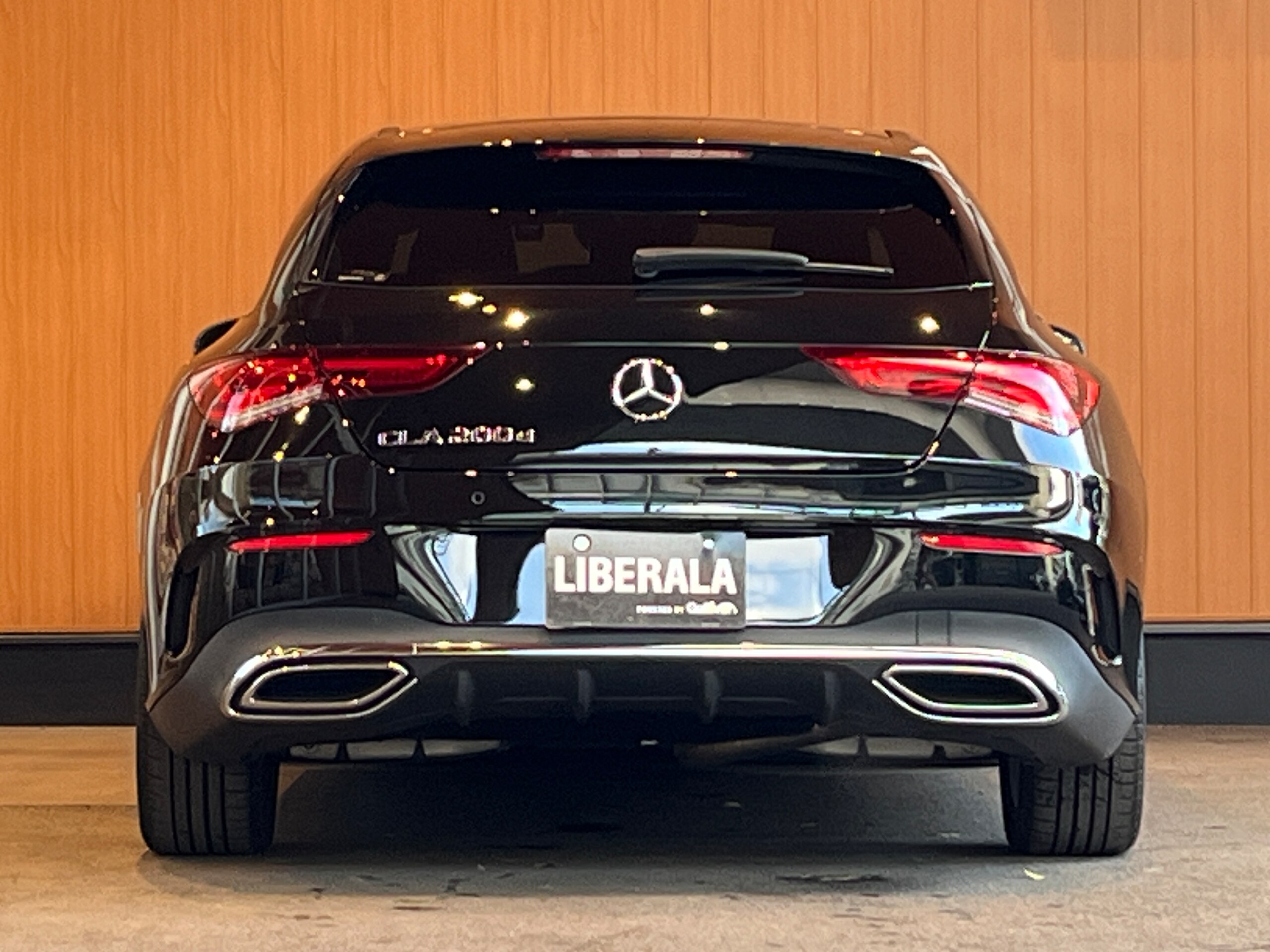 Mercedes-Benz CLA Shooting Brake CLA200d AMG Line Diesel Turbo — photo 9