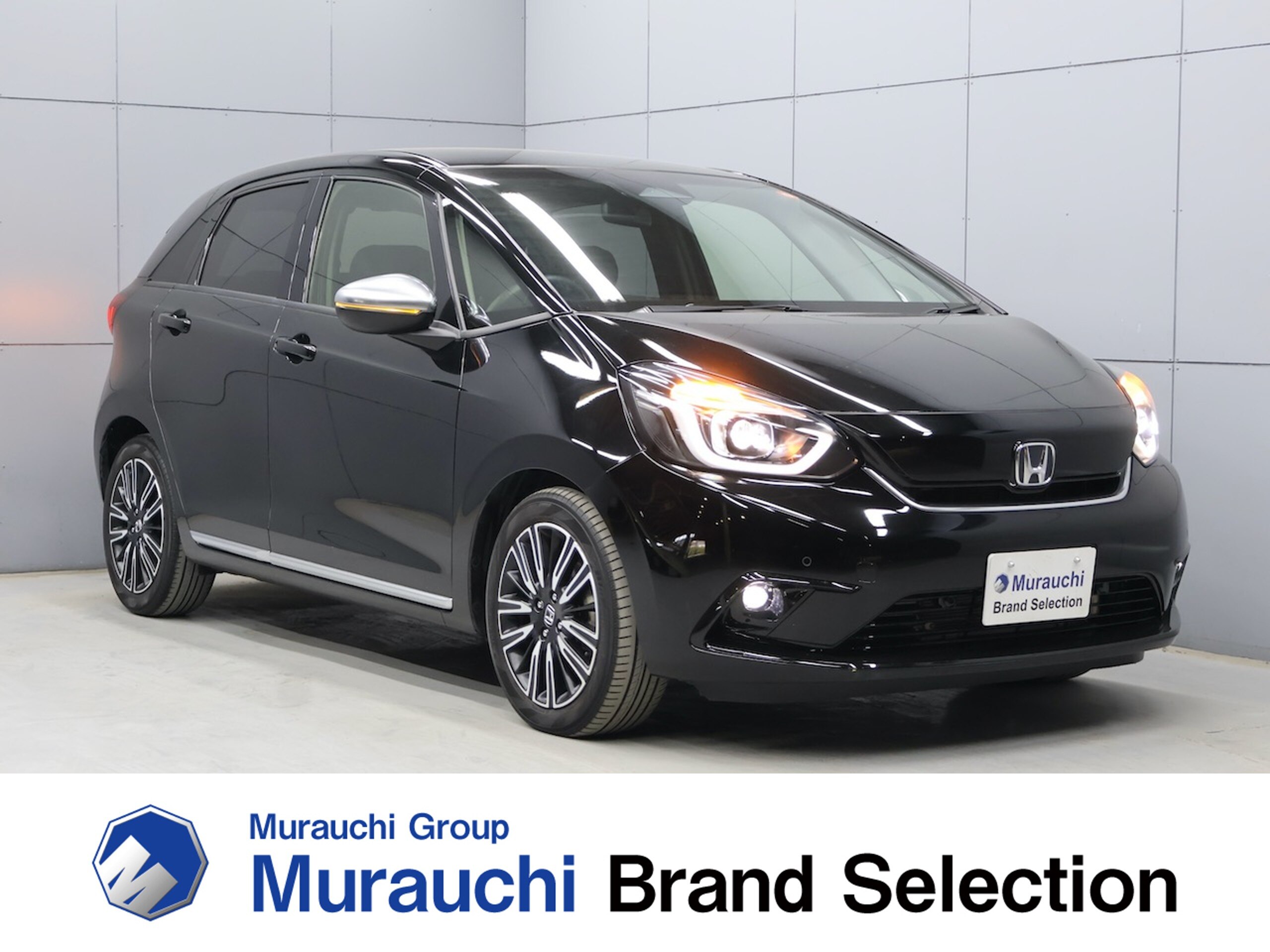 Honda Fit 1.3 Luxe LED Headlights Adaptive Cruise Smart Key Genuine 9-inch Memory Navi ETC Bluetooth Backup Camera Front Seat Heater Steering Heater USB Port Service Record Spare Key