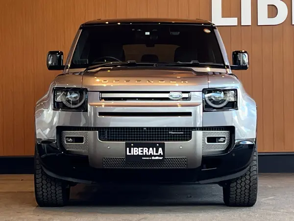 Land Rover Defender 110 X Dynamic HSE 3.0L D300 Diesel Turbo 4WD Air Suspension Pack Panoramic Glass Sunroof ACC LKA BSM HUD MERIDIAN Genuine Navi 360 Camera Black Semi-Leather Air Seat Seat Heater 20-inch AW LED Headlights 3-Zone Air Conditioning Digital Instrument Panel Mud Flaps (Aiger Gray Metallic) — photo 8