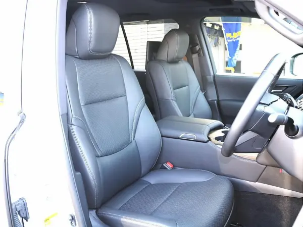 Toyota Land Cruiser 300 3.5 ZX 4WD with Cool Box — photo 8