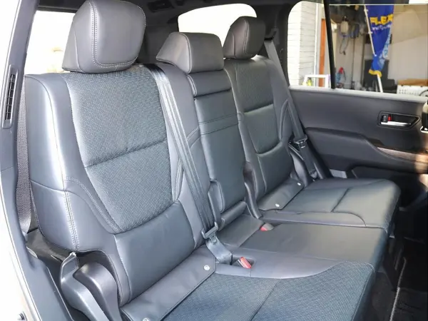 Toyota Land Cruiser 300 3.5 ZX 4WD with Cool Box — photo 9