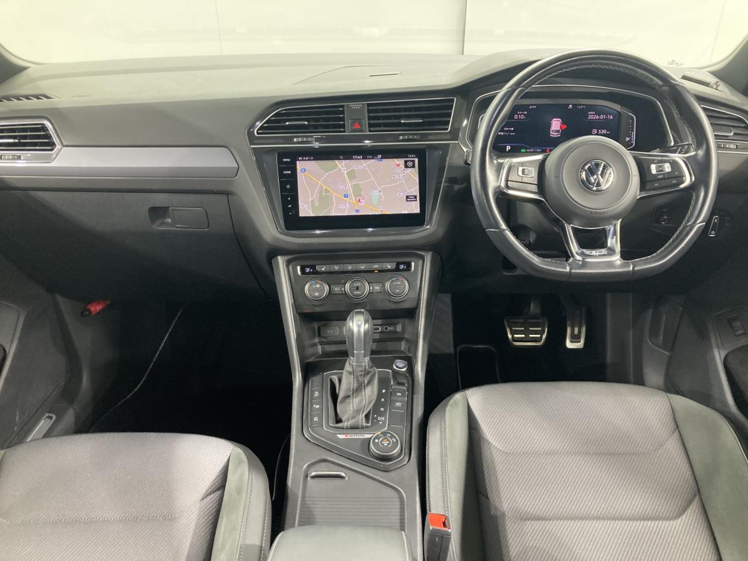 2019 Volkswagen Tiguan — photo 2