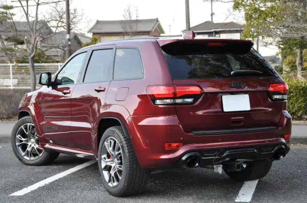2019 Jeep Grand Cherokee — photo 9 | Tuminion Kenya