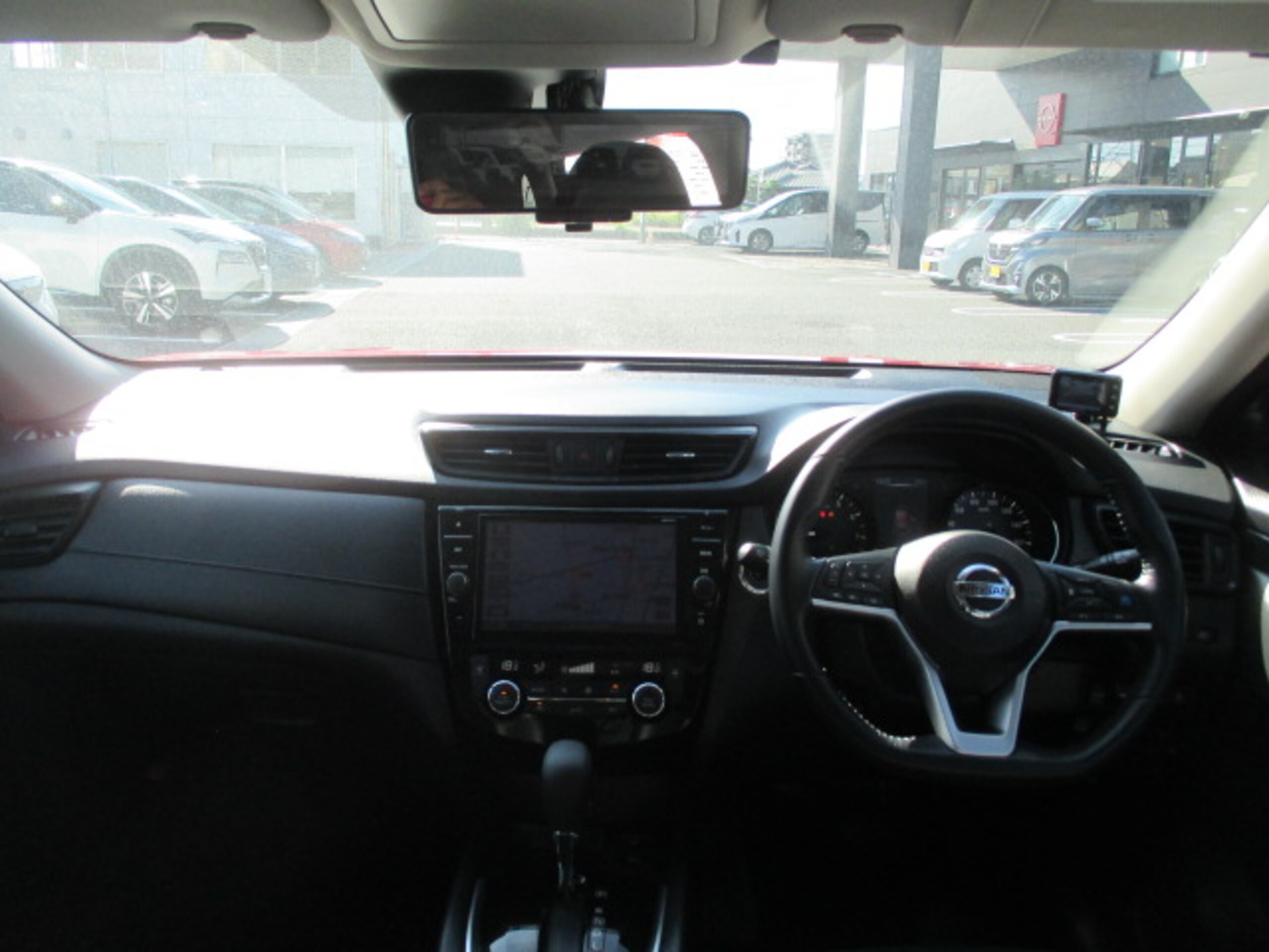 Nissan X-Trail 2.0 20Xi Hybrid 4WD with Emergency Brake — photo 7