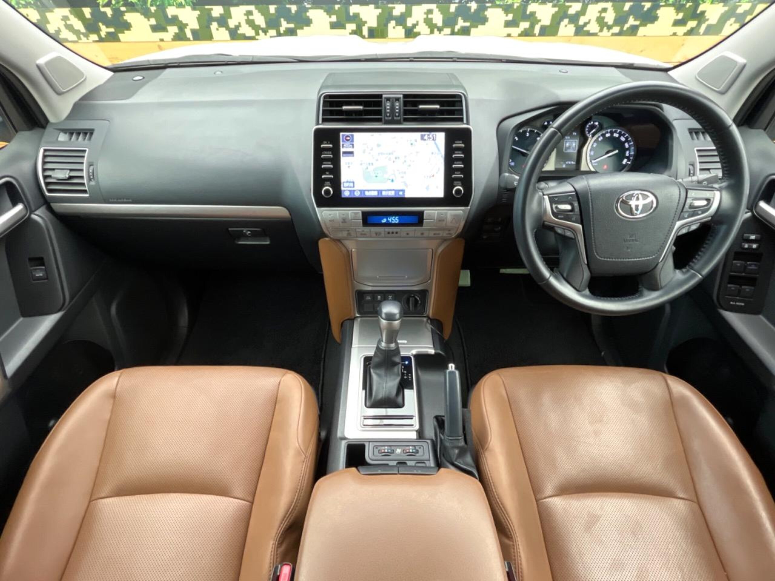 2021 Toyota Land Cruiser Prado — photo 2