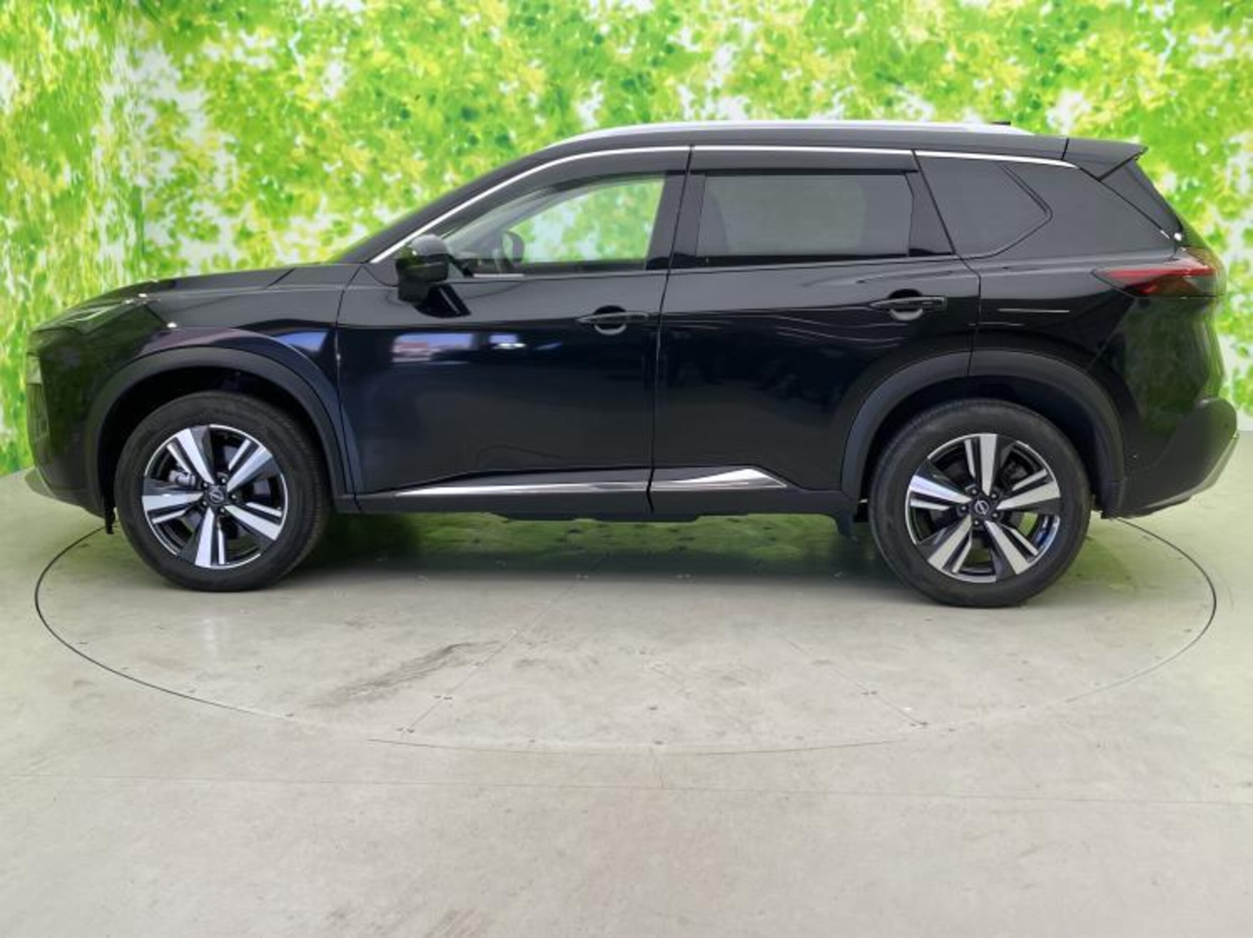 2023 Nissan Xtrail — photo 2