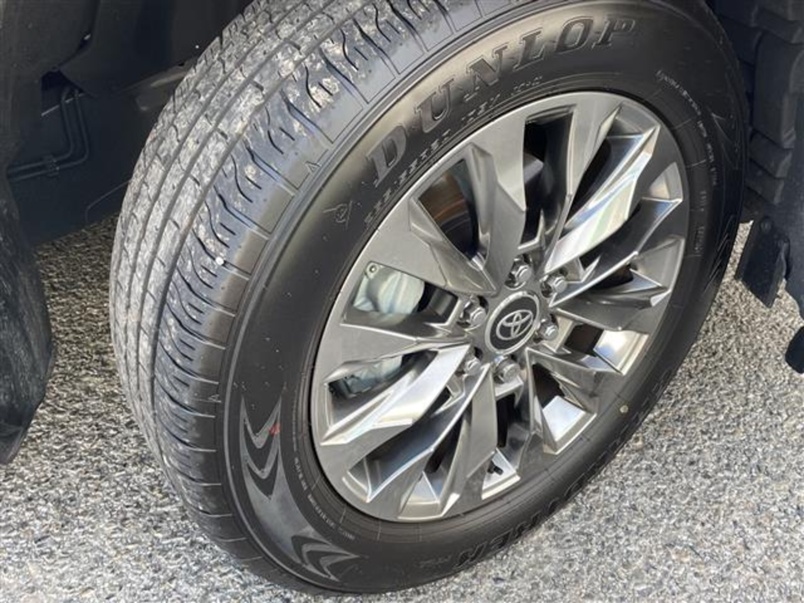 Toyota Land Cruiser 300 3.5 ZX 4WD Modellista JBL Sunroof — photo 8