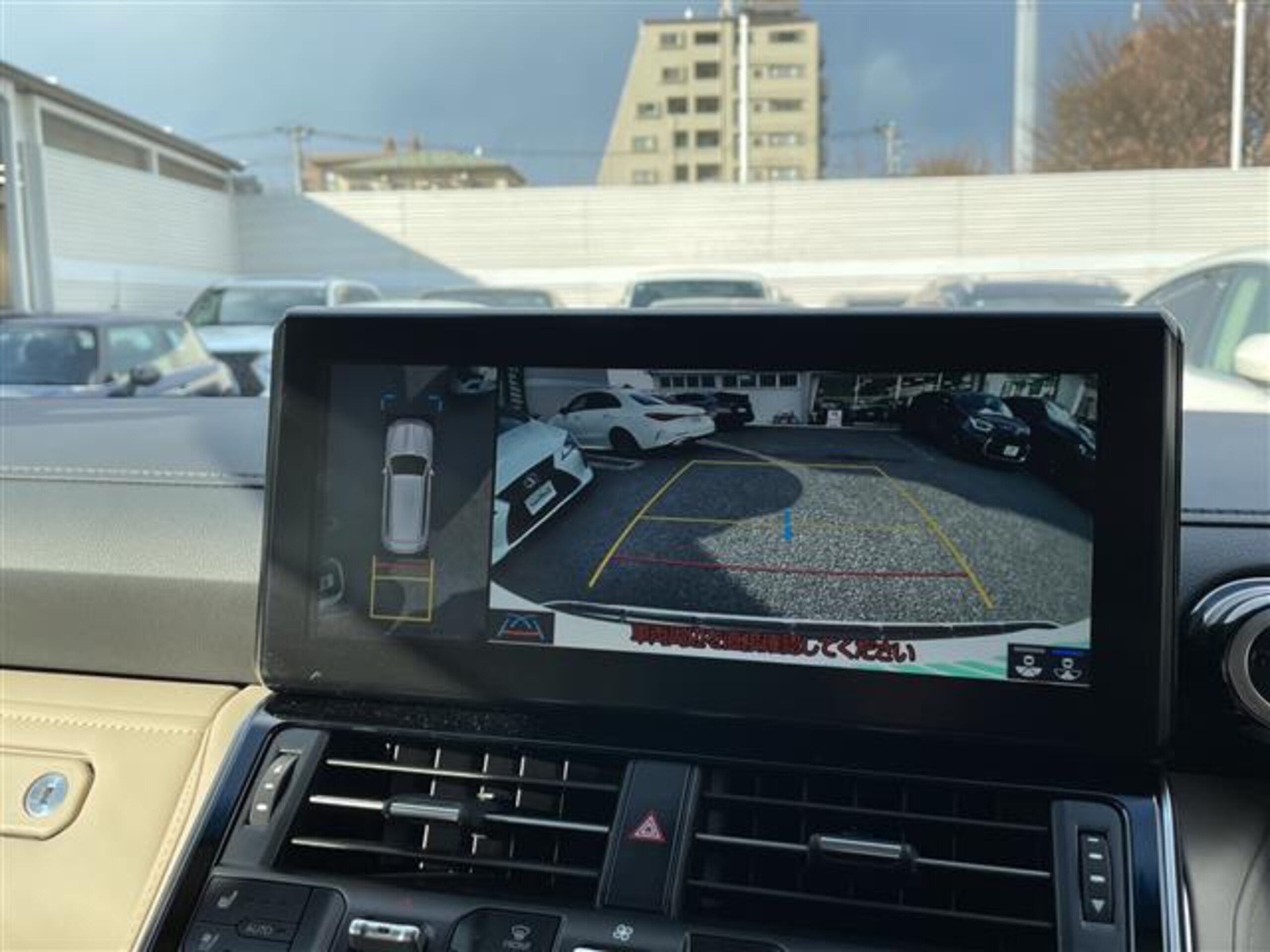 2024 Toyota Landrcuiser 300 — photo 2