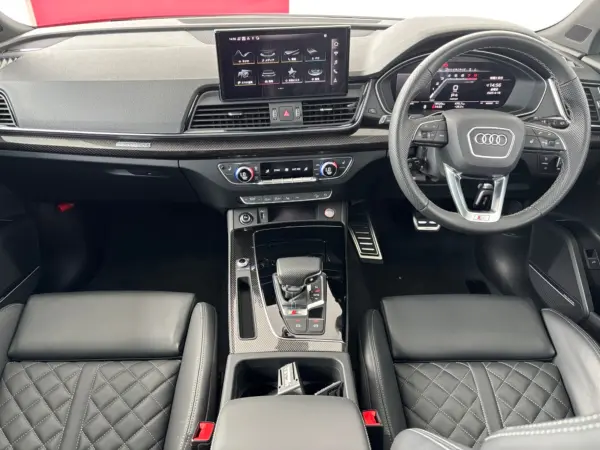 2022 Audi Sq5 — photo 2