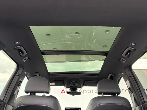 Audi SQ5 3.0 4WD Panorama Sunroof Black Styling Package Adaptive S Sport Air Suspension TV Tuner (Glacier White Metallic) — photo 9