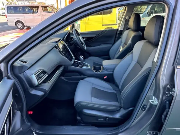 Subaru Legacy Outback 1.8 X-Break EX 4WD with Factory Glass Sunroof, Factory Navigation, Dashcam — photo 7