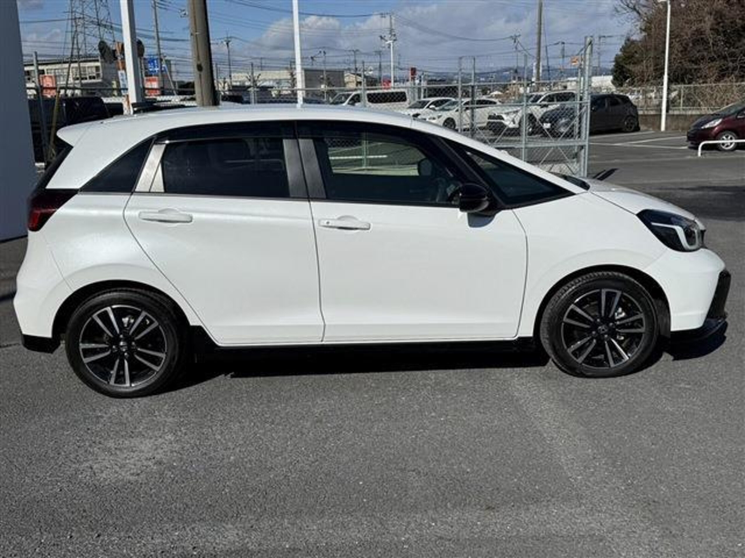 Honda Fit 1.5 e:HEV RS — photo 9