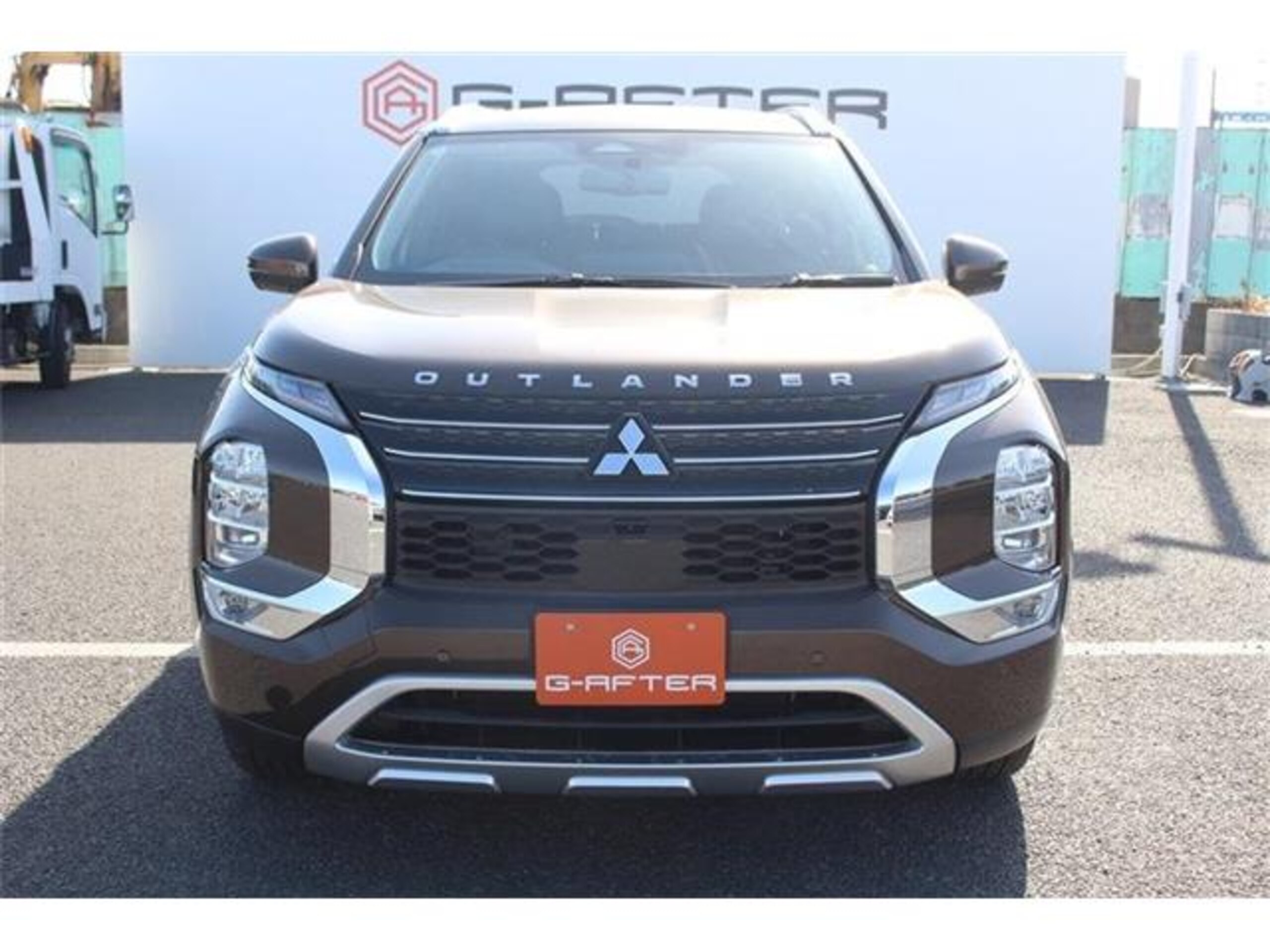 Mitsubishi Outlander PHEV 2.4 G 4WD — photo 9