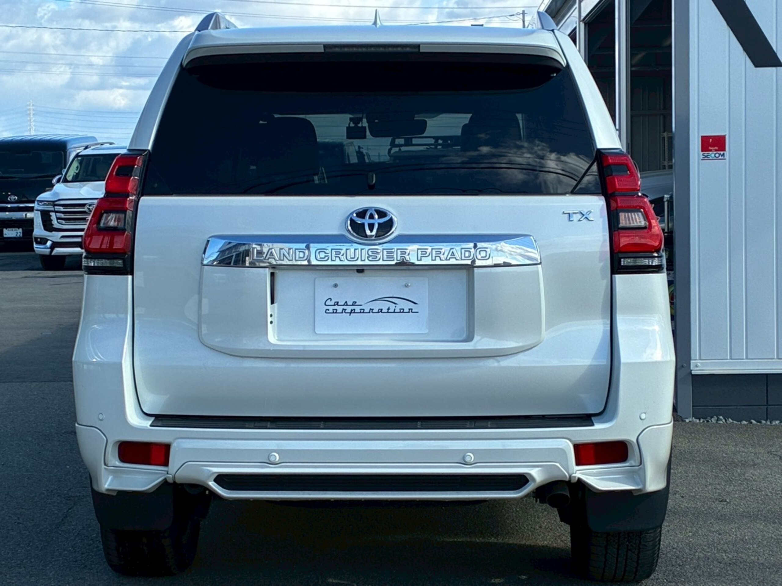 Toyota Land Cruiser Prado 2.8 TX L Package Diesel Turbo 4WD — photo 9