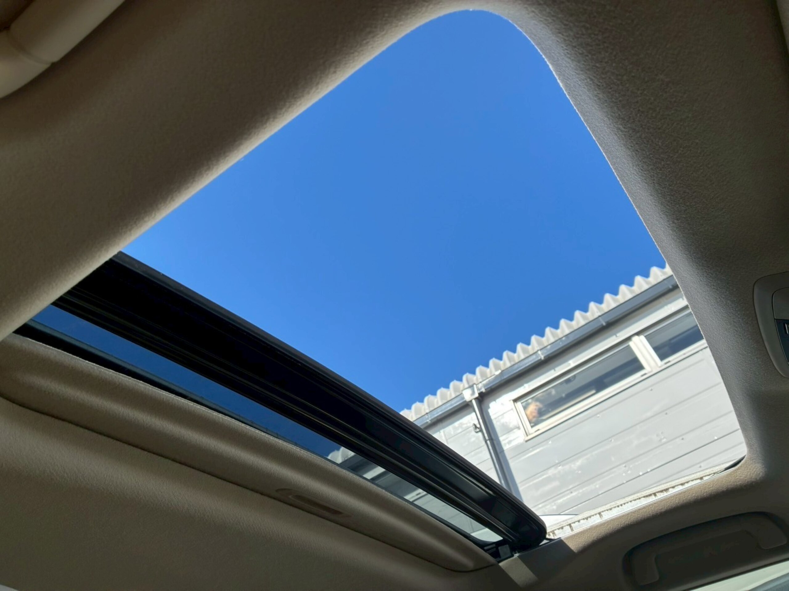 2023 Toyota Land Cruiser Prado — photo 3