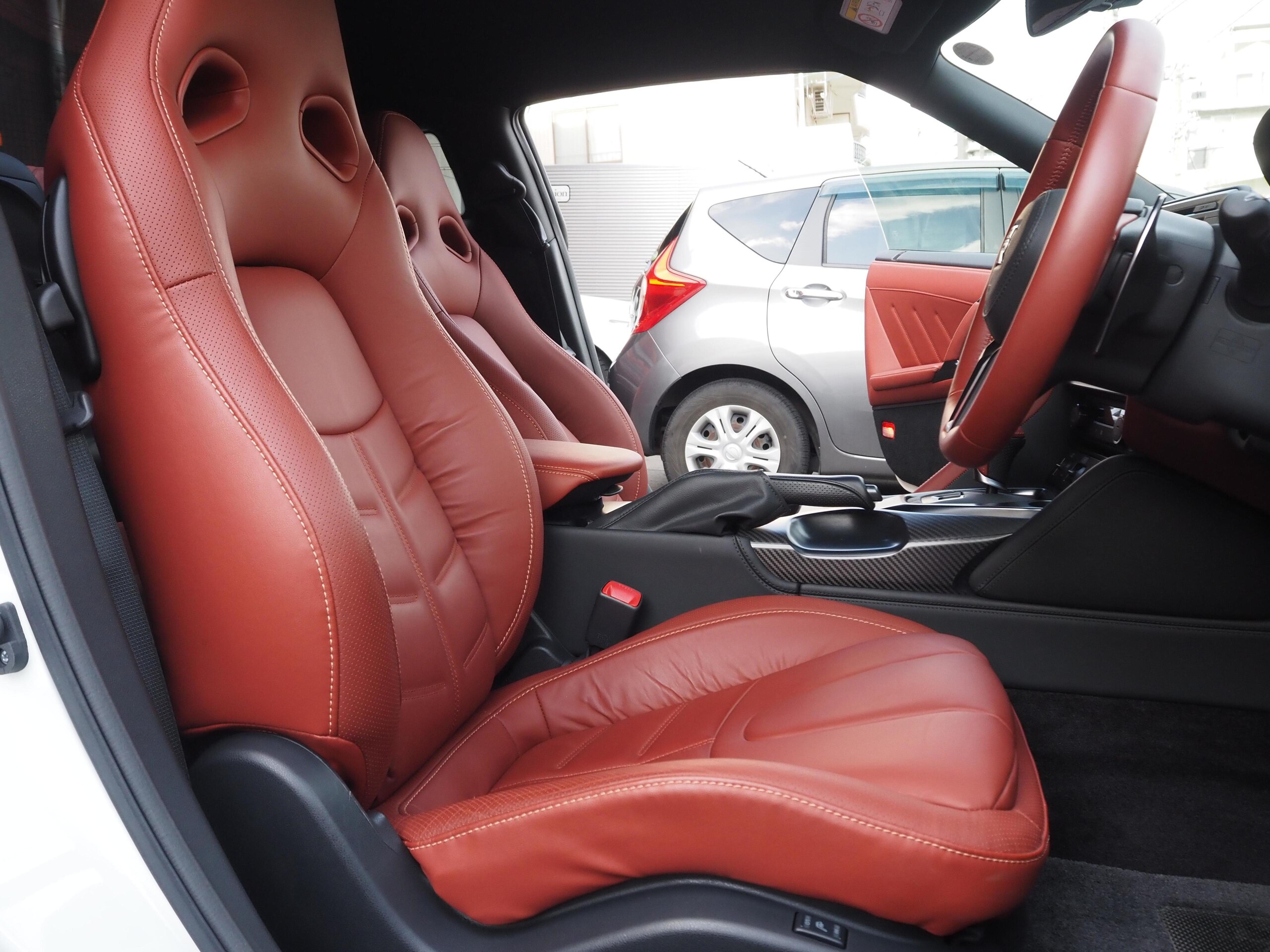 Nissan GT-R 3.8 Premium Edition AWD — photo 8