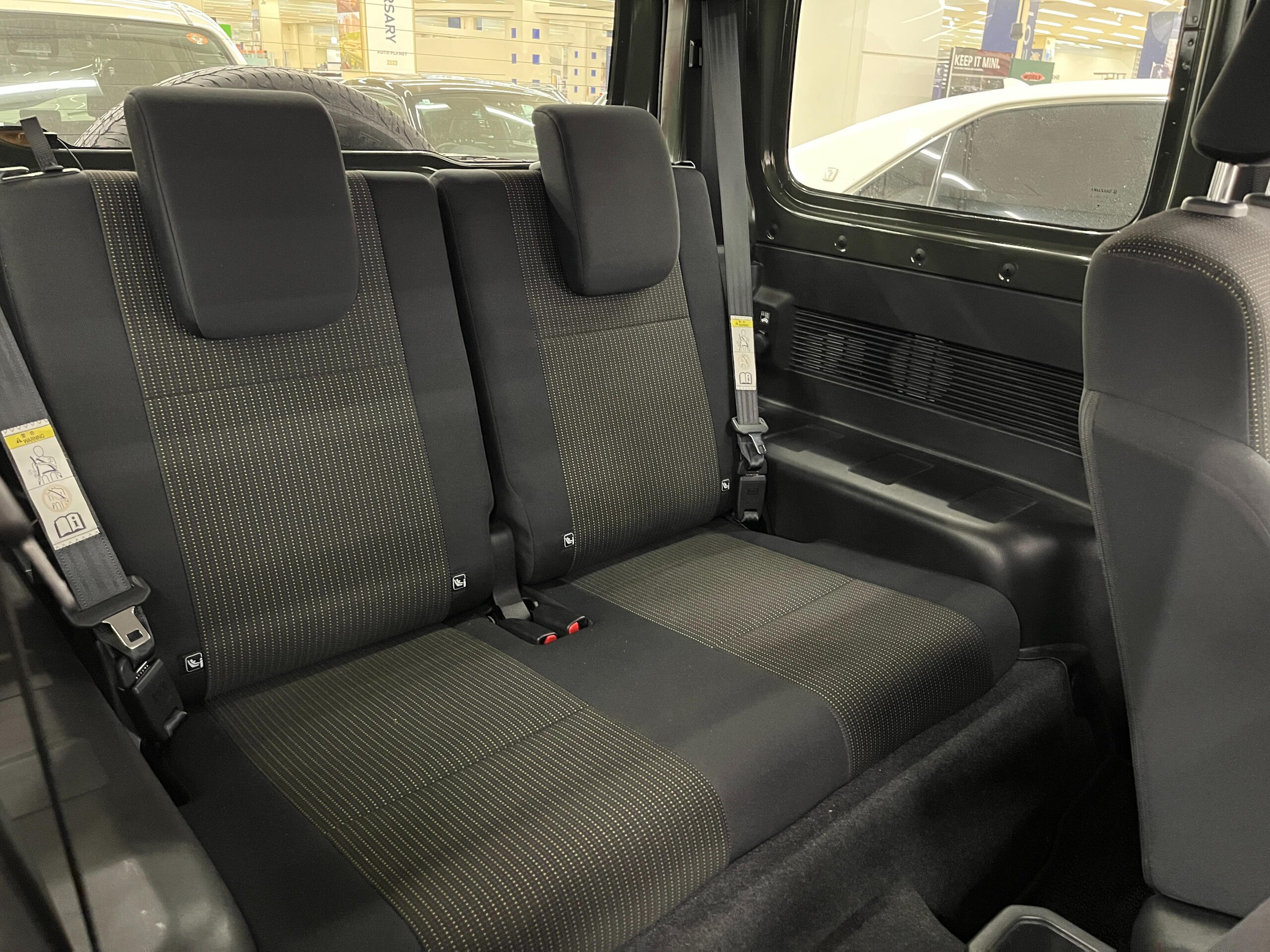 Suzuki Jimny Sierra 1.5 JC 4WD — photo 8