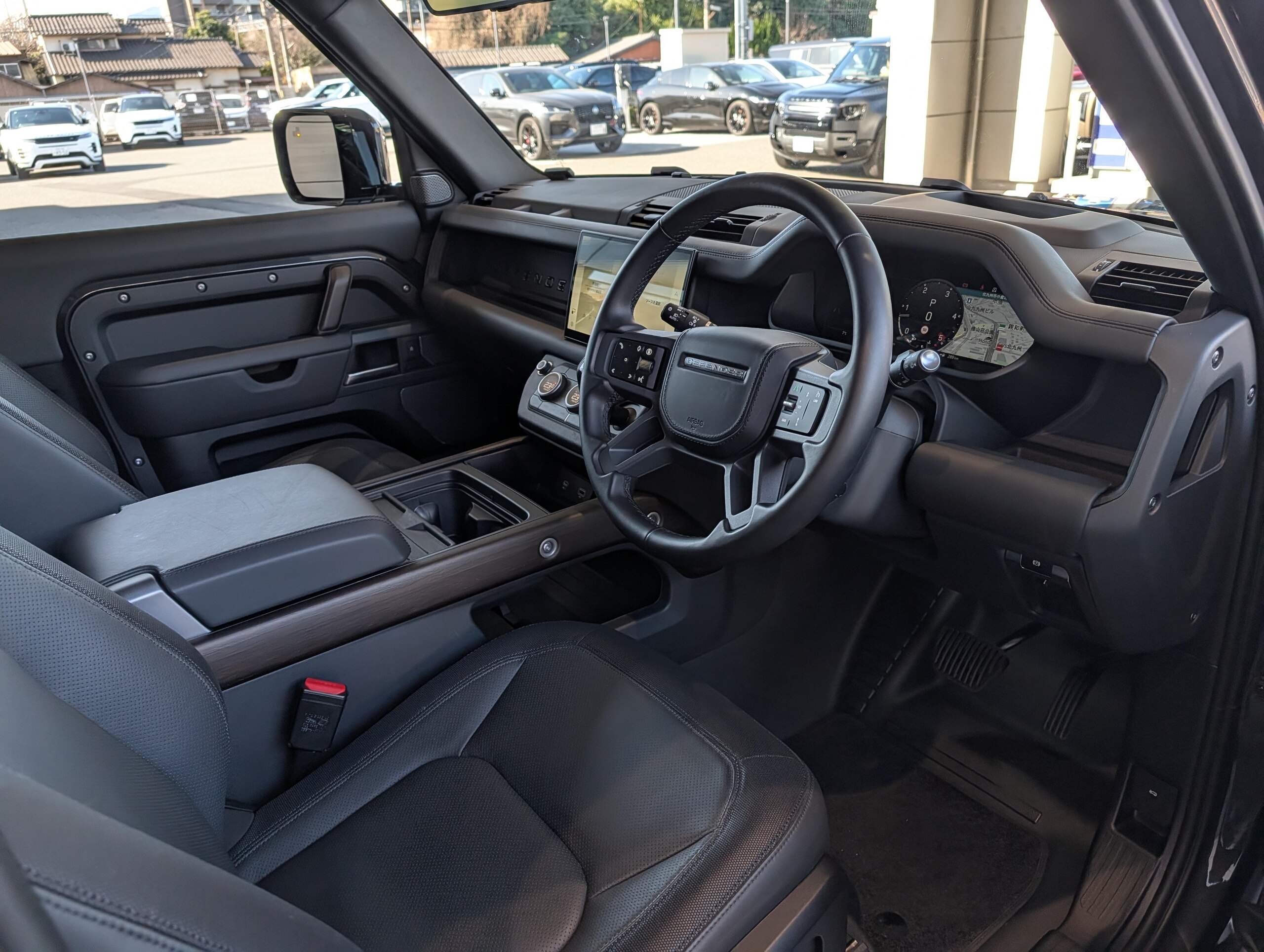 2024 Landrover Defender — photo 2