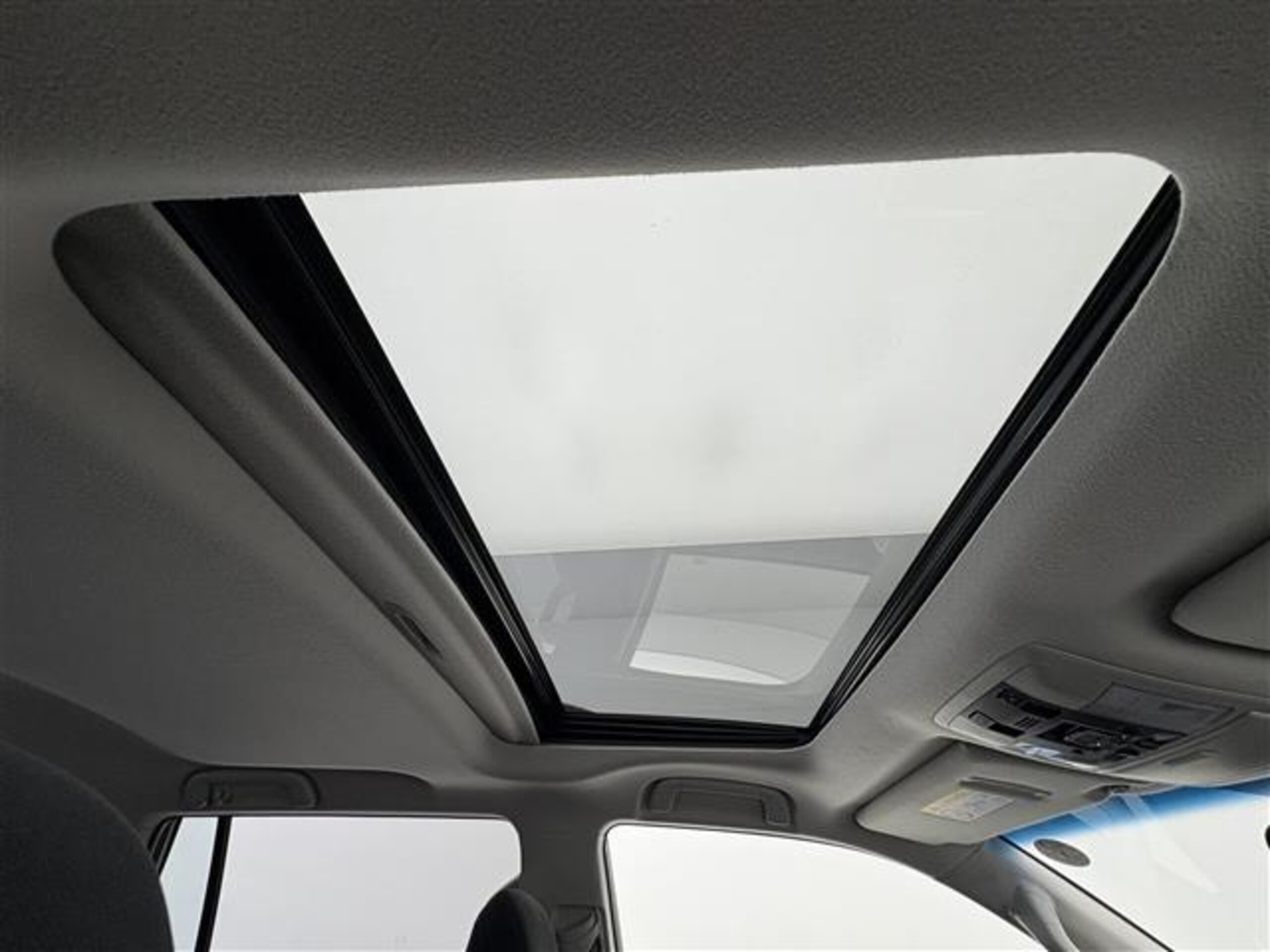 2022 Toyota Landcruiser Prado — photo 3