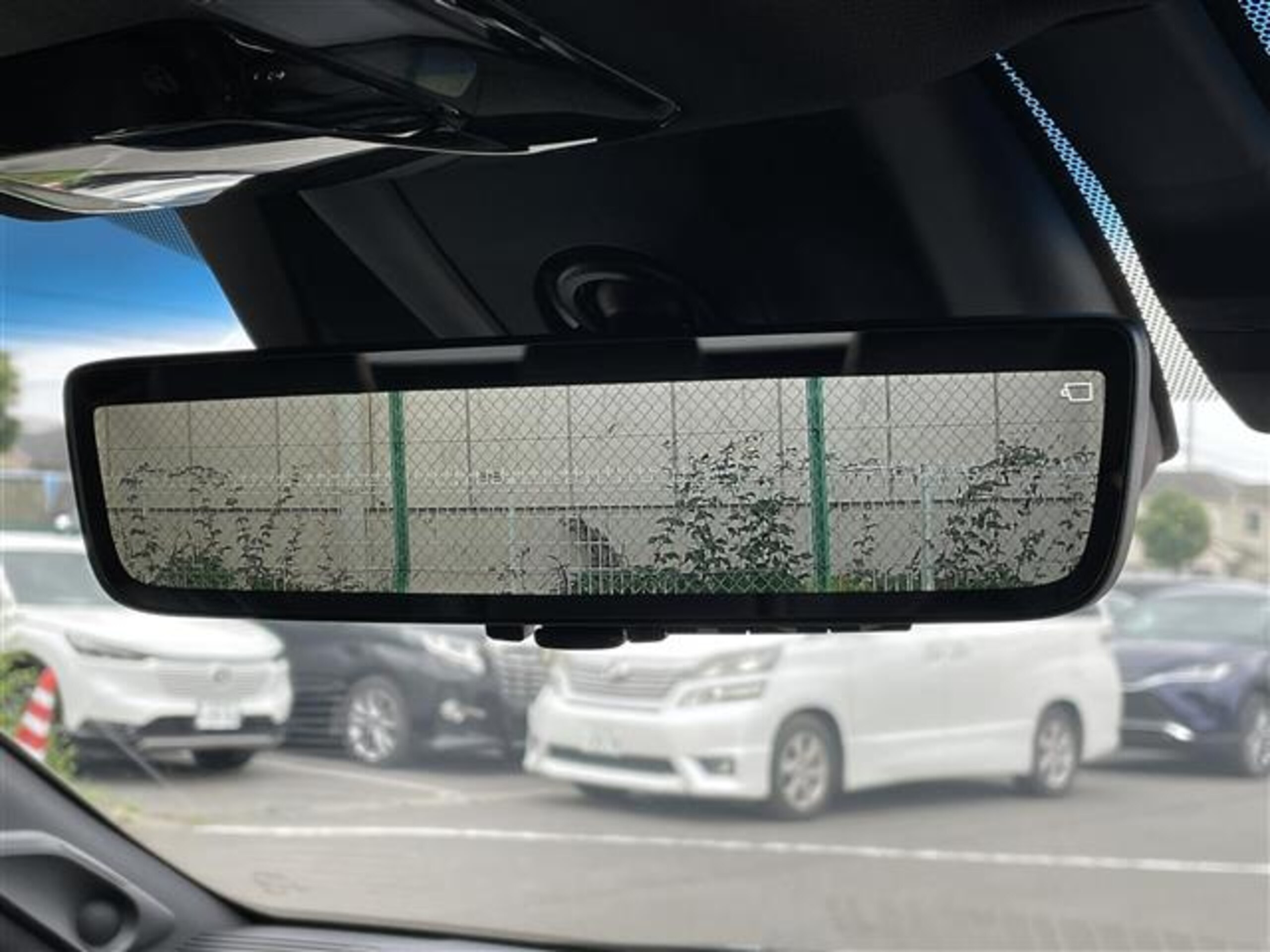 2020 Toyota Harrier — photo 3