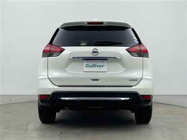 Nissan X-Trail 2.0 20Xi Hybrid 4WD — photo 9