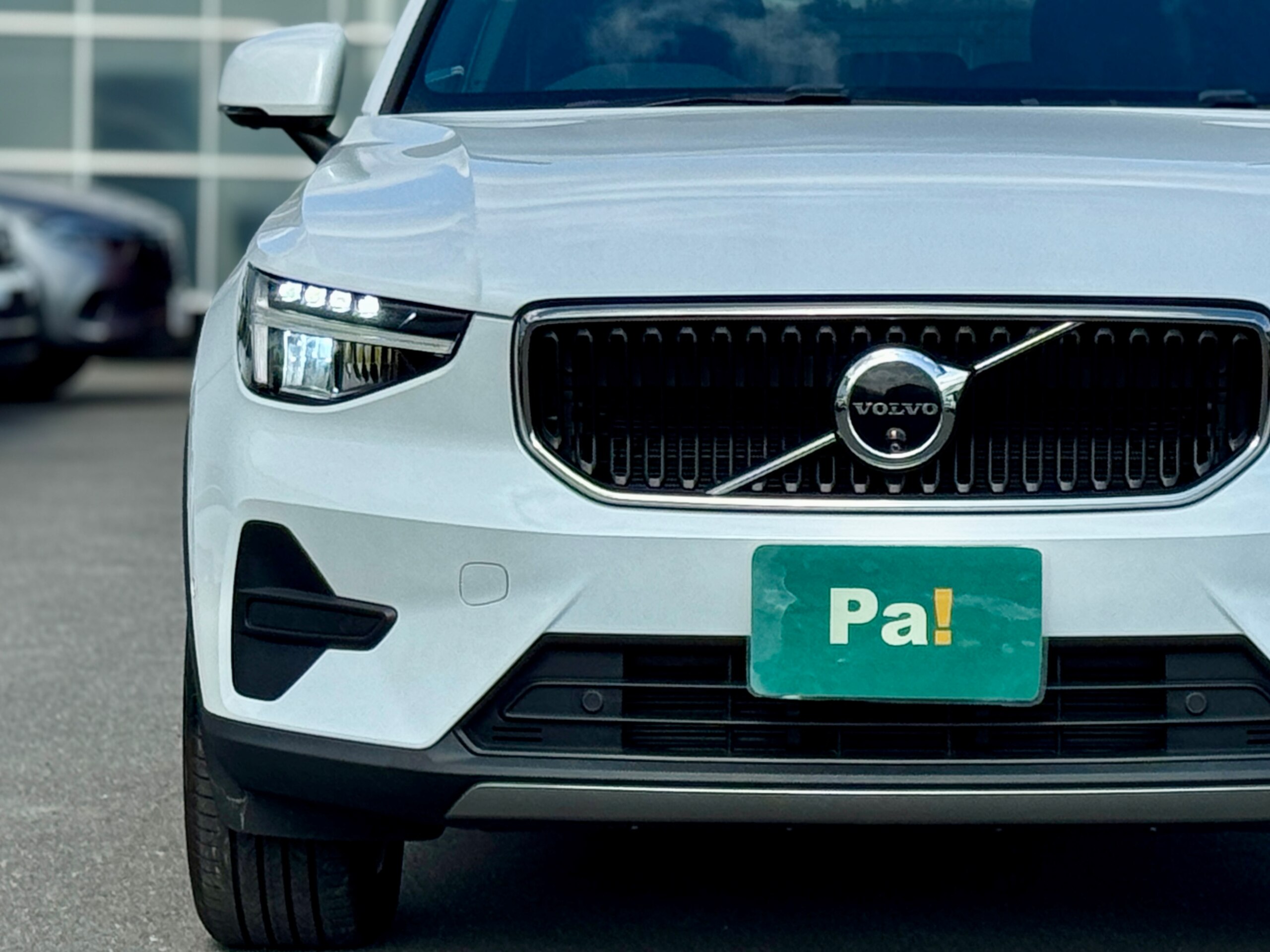 2024 Volvo Xc40 — photo 3