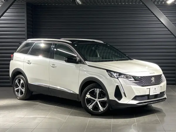 2021 Peugeot 5008 — photo 2