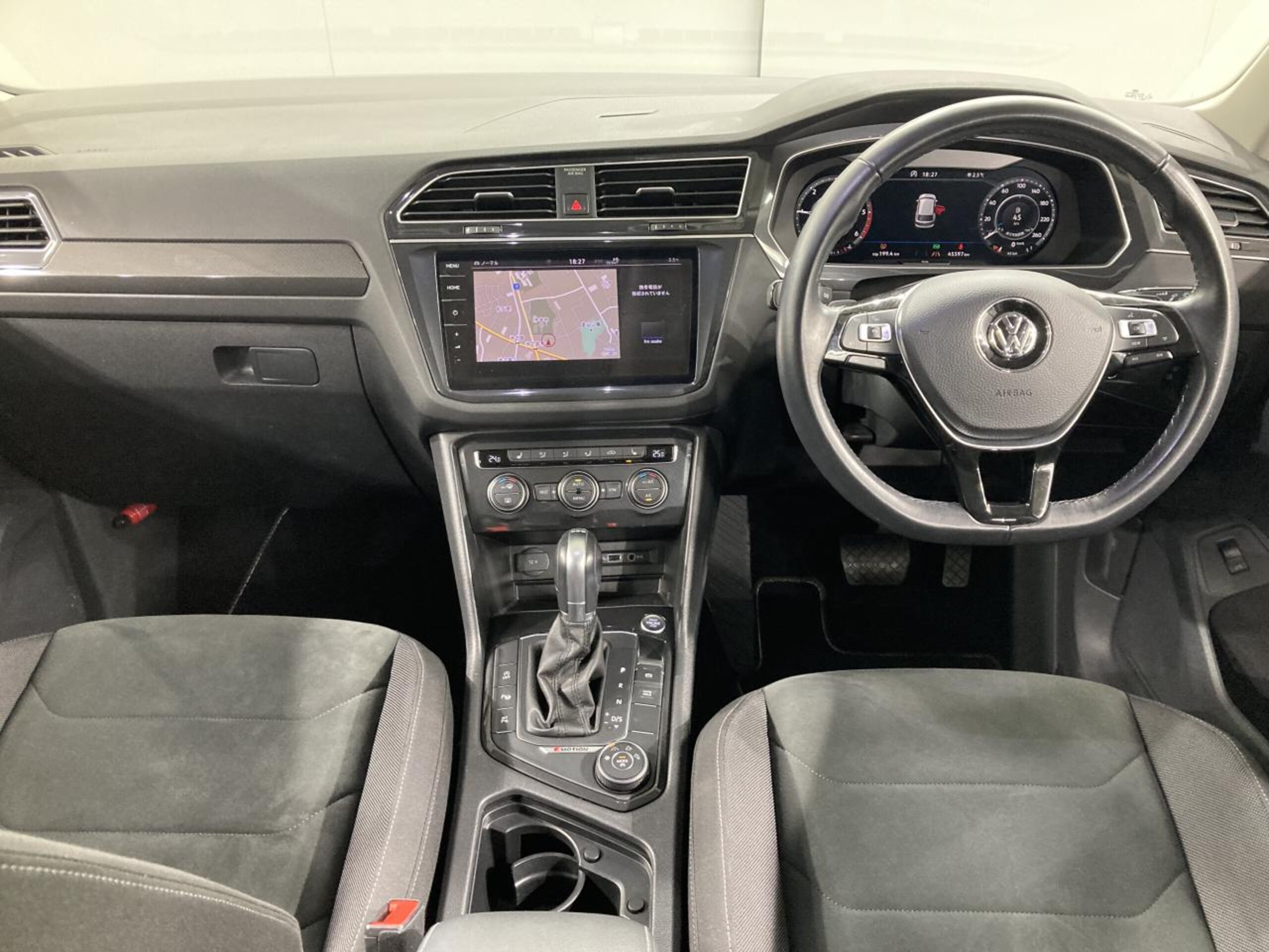 2019 Volkswagen Tiguan — photo 2