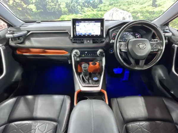 2019 Toyota  Rav4 — photo 2