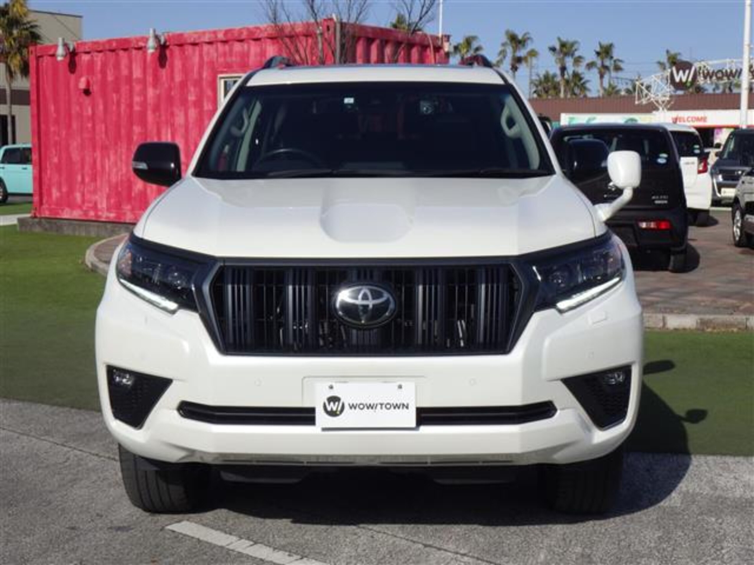 Toyota Land Cruiser Prado 2.7 TX L Package Matte Black Edition 4WD 7-Seater Moonroof Leather Navigation TV Bluetooth Toyota Safety Sense Power Seats Air Seats Seat Heater Rear Power Reclining Seats Dashcam ETC Clearance Sonar — photo 8