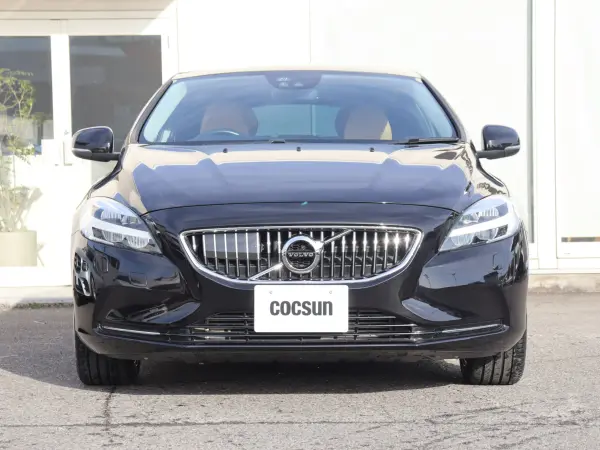 2019 Volvo V40 — photo 3